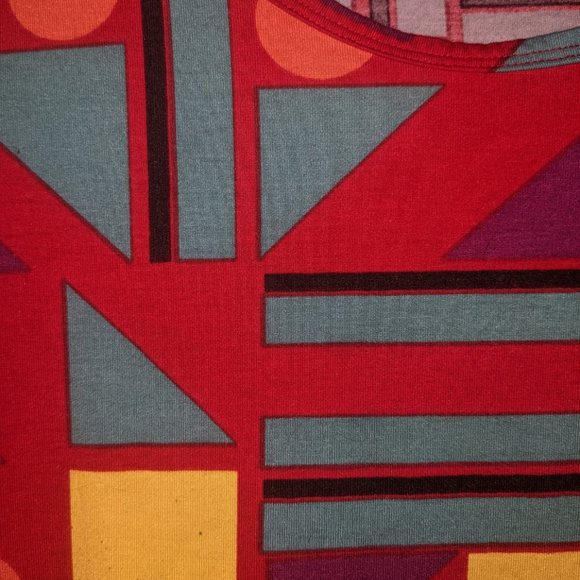 ๐ Fun, Geometric, Flowy Lularoe Top - Picture 6 of 6